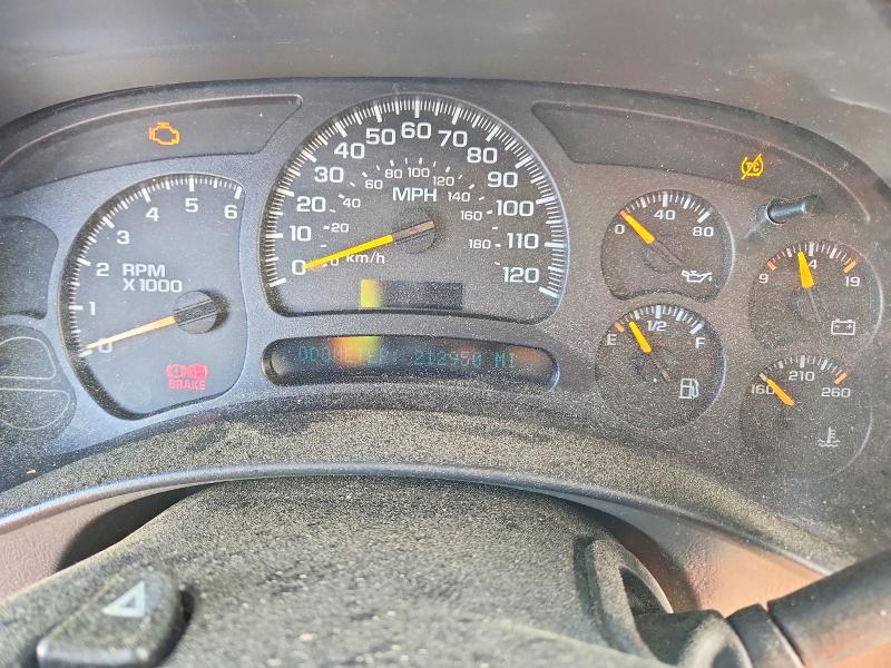 Продажа на аукционе авто 2005 Chevrolet Suburban, vin: 3GNEC16Z15G220976, номер лота: 46183566