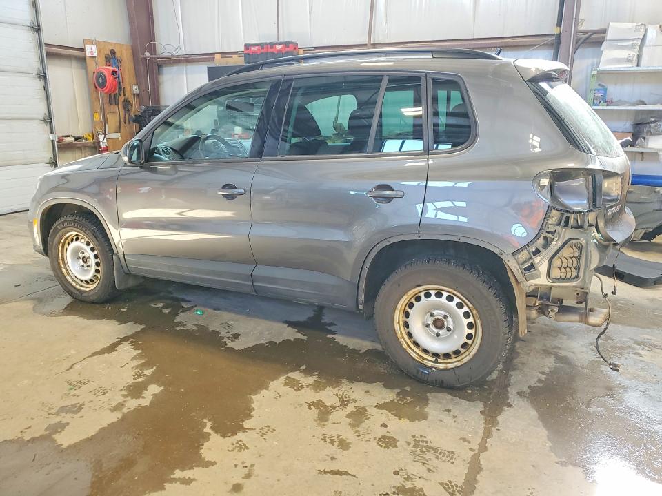 47365846 :رقم المزاد ، WVGJV7AX7GW584927 vin ، 2016 Volkswagen Tiguan مزاد بيع