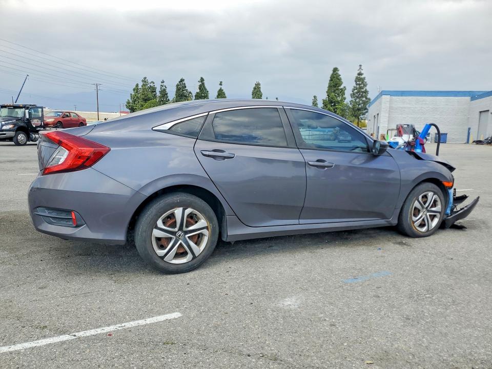 Продаж на аукціоні авто 2018 Honda Civic, vin: 2HGFC2F56JH504034, номер лоту: 79979405