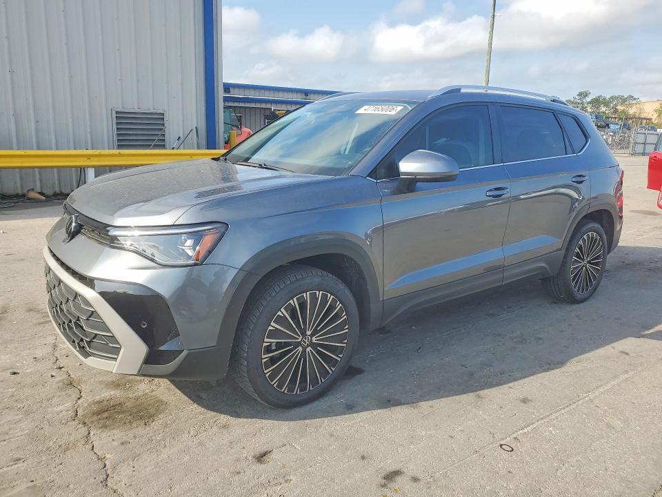 47165006 :رقم المزاد ، 3VVSC7B27SM010730 vin ، 2025 Volkswagen Taos مزاد بيع