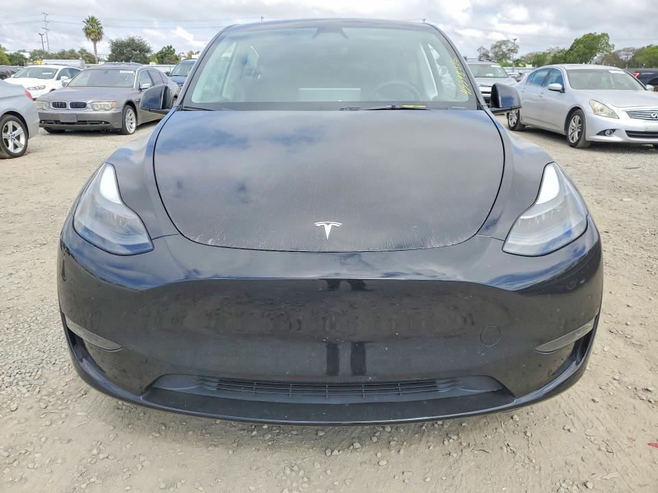 45548886 :رقم المزاد ، 7SAYGAEE6PF827721 vin ، 2023 Tesla Model Y مزاد بيع