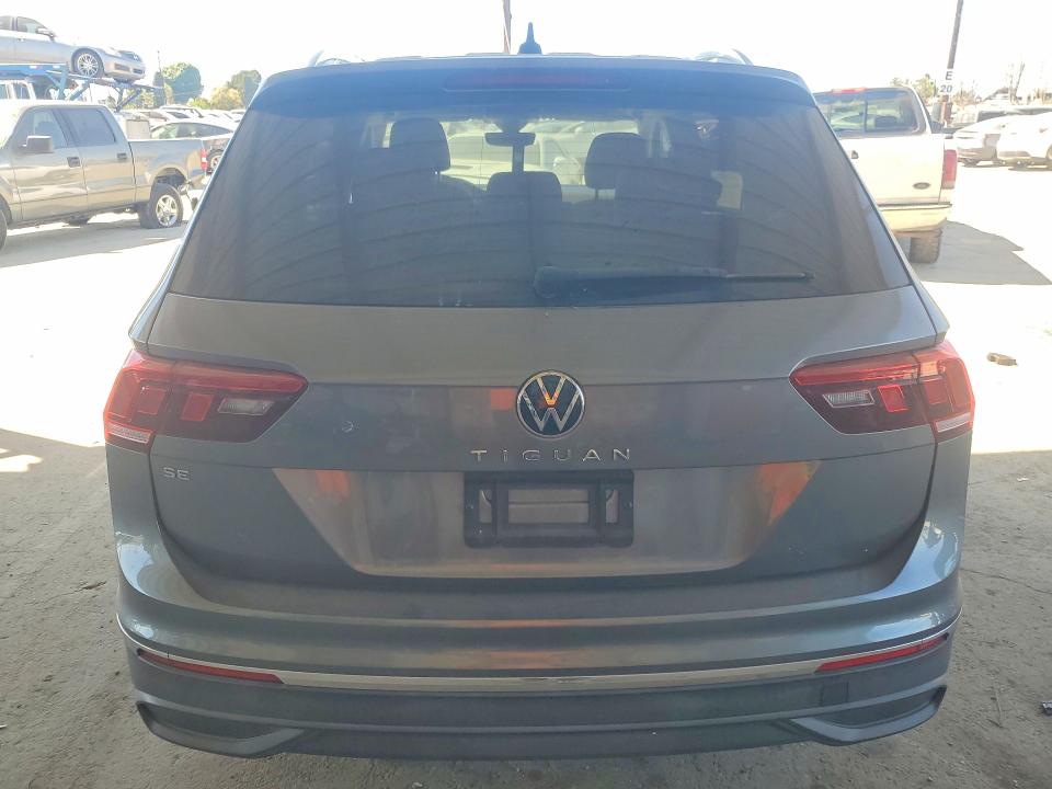 45877436 :رقم المزاد ، 3VV3B7AX2NM175724 vin ، 2022 Volkswagen Tiguan مزاد بيع