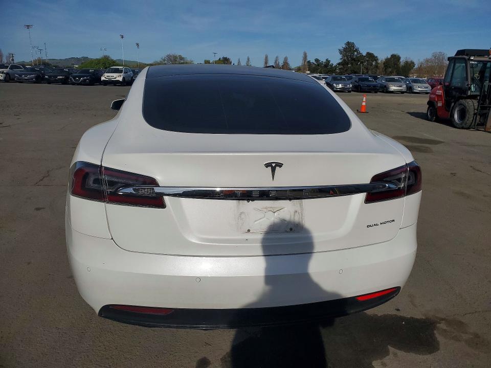 41607256 :رقم المزاد ، 5YJSA1E2XKF312546 vin ، 2019 Tesla Model S مزاد بيع
