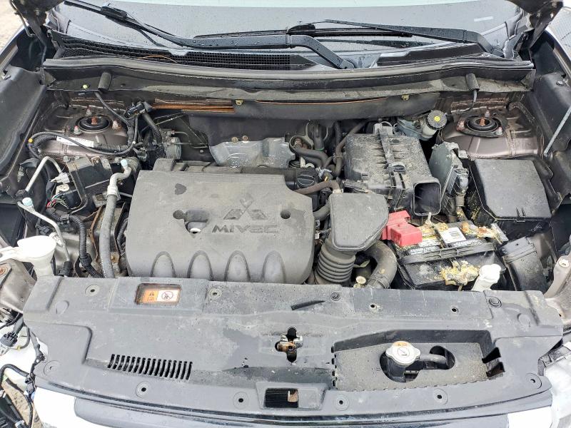 47152106 :رقم المزاد ، JA4AZ3A30GZ064320 vin ، 2016 Mits Outlander مزاد بيع