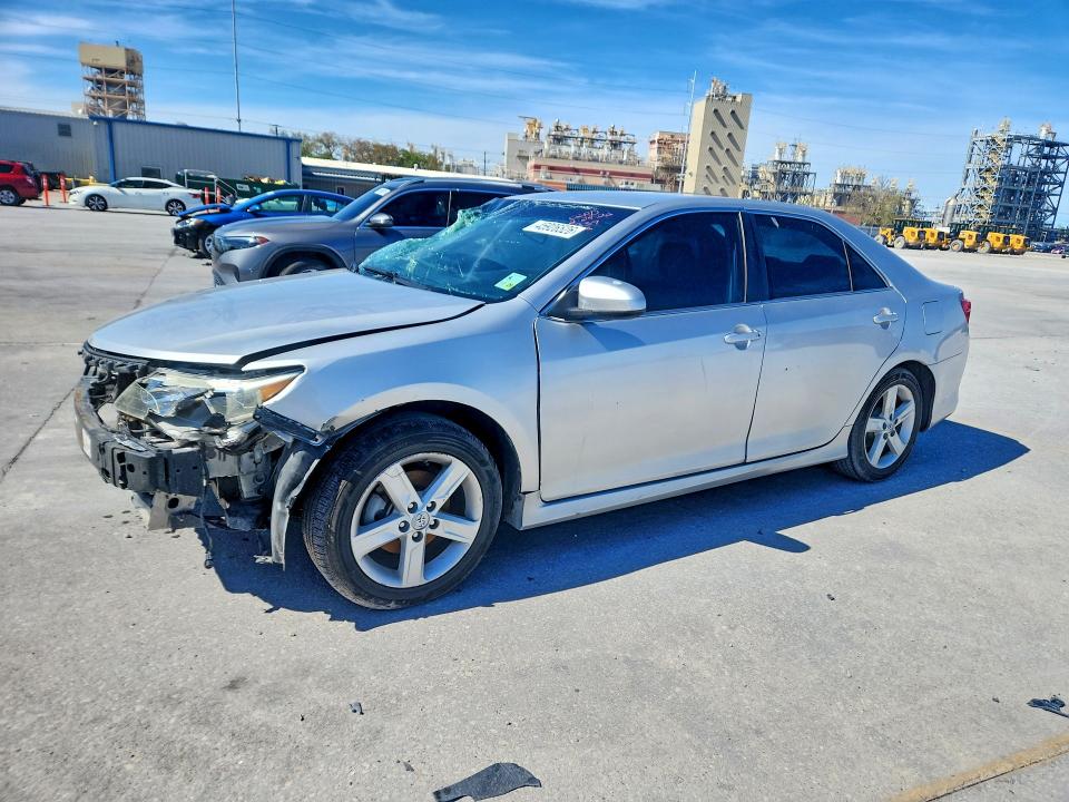 Aukcja sprzedaży 2014 Toyota Camry, vin: 4T1BF1FKXEU410239, numer aukcji: 45926526