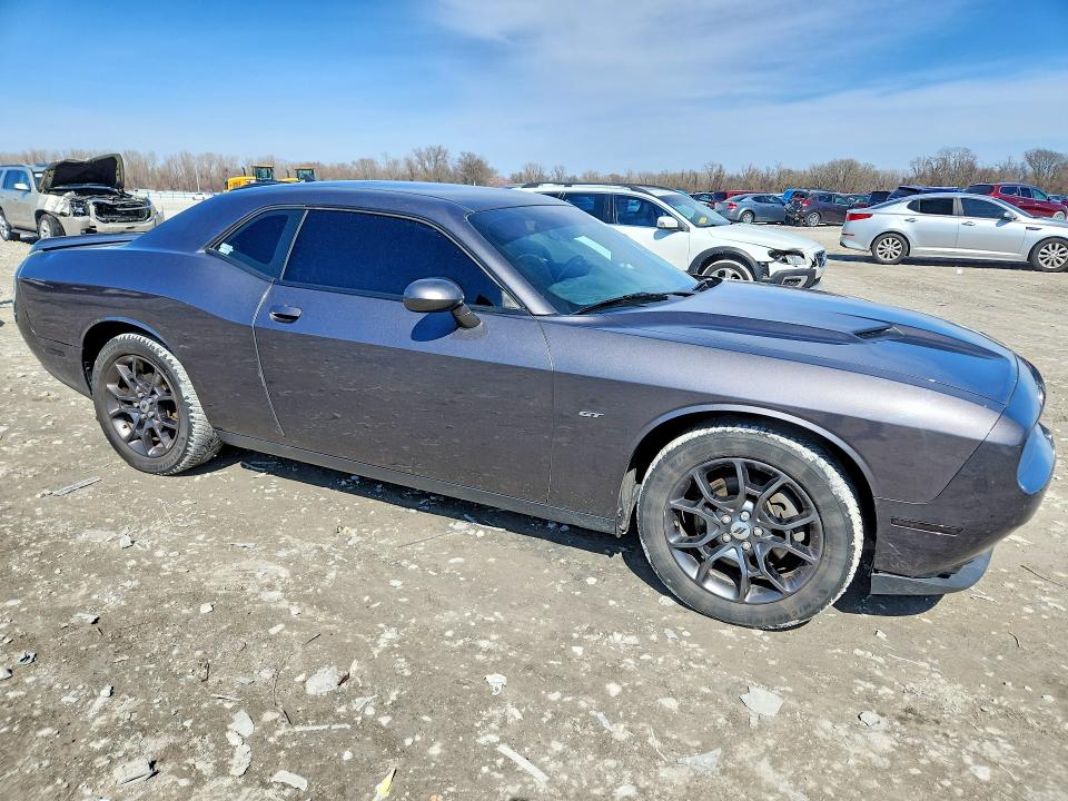 2018 Dodge Challenger მანქანა იყიდება აუქციონზე, vin: 2C3CDZGG9JH220215, აუქციონის ნომერი: 45795186