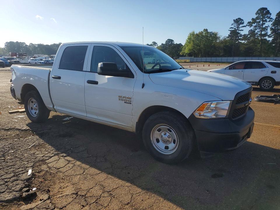 47031006 :رقم المزاد ، 3C6RR6KGXPG656374 vin ، 2023 Ram 1500 Classic مزاد بيع