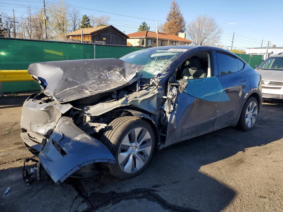 47653126 :رقم المزاد ، 7SAYGDEE3PF864985 vin ، 2023 Tesla Model Y مزاد بيع