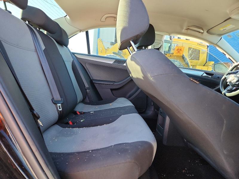 2017 Volkswagen Jetta მანქანა იყიდება აუქციონზე, vin: 3VW2B7AJ0HM329077, აუქციონის ნომერი: 45945276