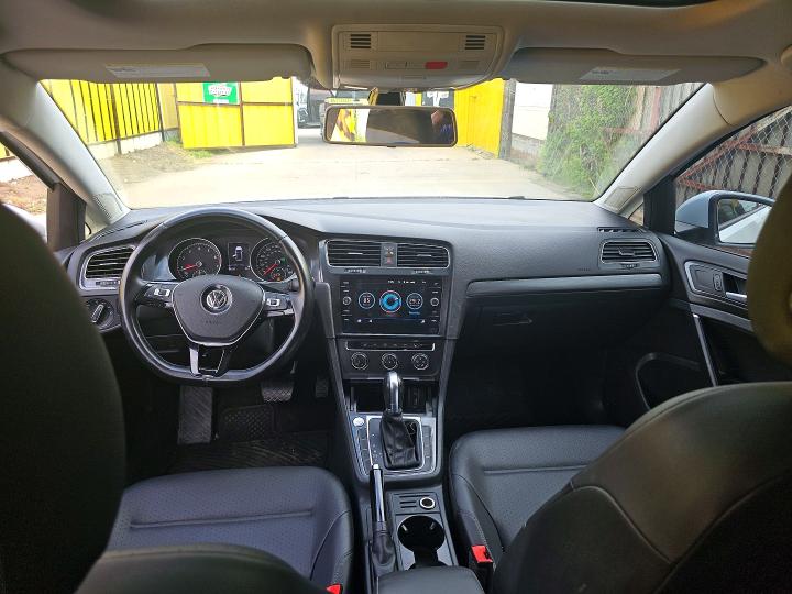 Aukcja sprzedaży 2018 Volkswagen Golf, vin: 3VWG17AU3JM279221, numer aukcji: 47721496