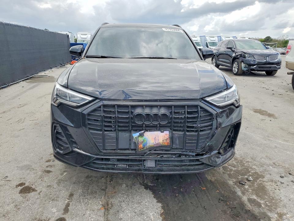 47453906 :رقم المزاد ، WA1EECF31N1128656 vin ، 2022 Audi Q3 مزاد بيع