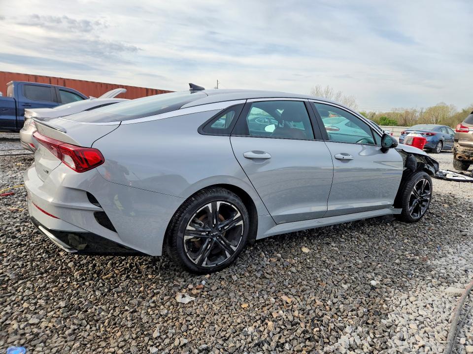 2022 Kia K5 მანქანა იყიდება აუქციონზე, vin: 5XXG64J25NG114327, აუქციონის ნომერი: 47070456