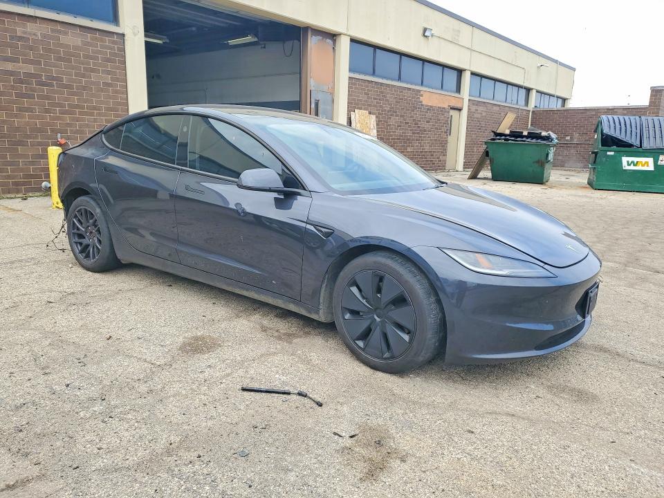 75378455 :رقم المزاد ، 5YJ3E1EB8RF754390 vin ، 2024 Tesla Model 3 مزاد بيع