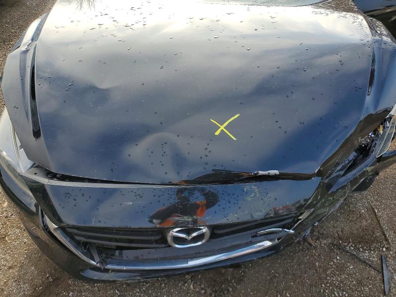 41730436 :رقم المزاد ، JM1BN1U72J1175790 vin ، 2018 Mazda 3 مزاد بيع