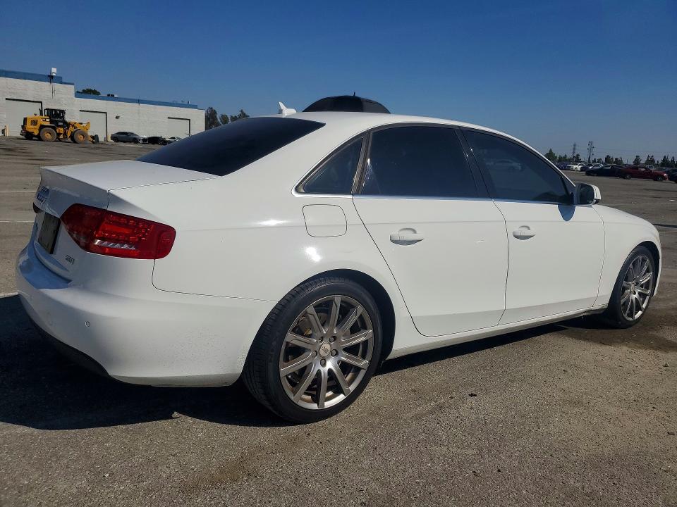 Продаж на аукціоні авто 2011 Audi A4, vin: WAUEFAFL0BN002135, номер лоту: 47641786