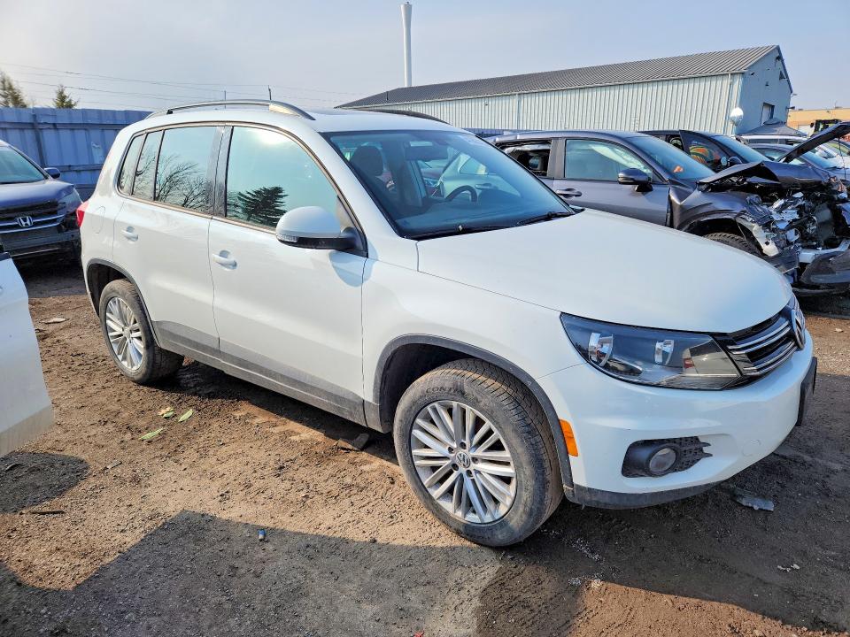 Aukcja sprzedaży 2016 Volkswagen Tiguan, vin: WVGJV7AX7GW536599, numer aukcji: 41699426