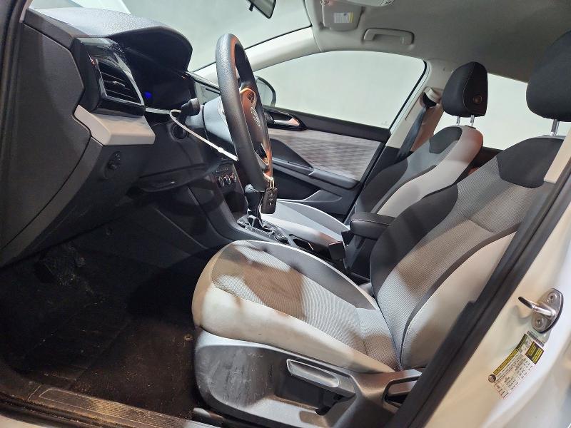 46319186 :رقم المزاد ، 3VVAX7B25NM077959 vin ، 2022 Volkswagen Taos مزاد بيع