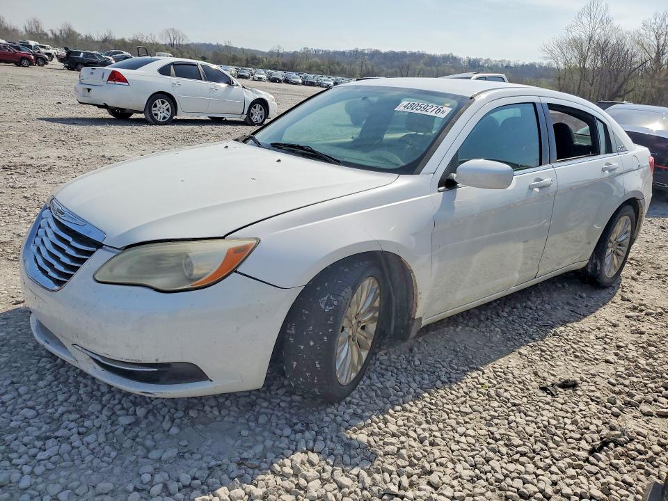 Продажа на аукционе авто 2013 Chrysler 200, vin: 1C3CCBAB6DN685599, номер лота: 48059276