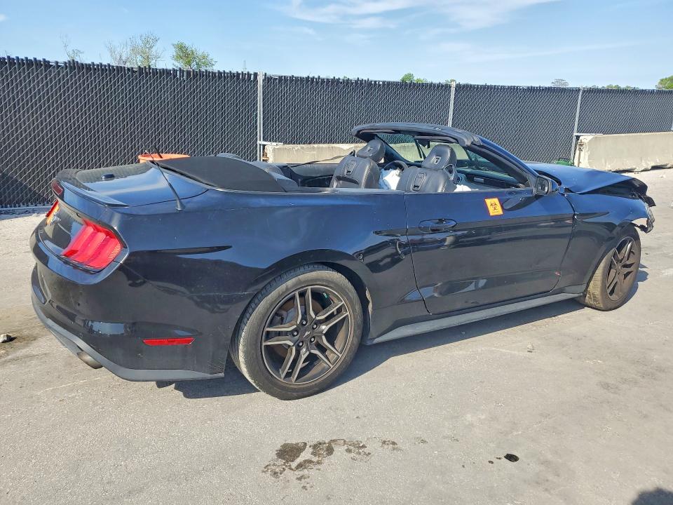 46449786 :رقم المزاد ، 1FATP8UH2M5111509 vin ، 2021 Ford Mustang مزاد بيع
