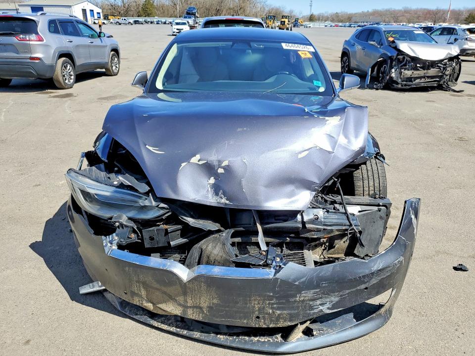 Продажа на аукционе авто 2017 Tesla Model S, vin: 5YJSA1E28HF193131, номер лота: 46404526