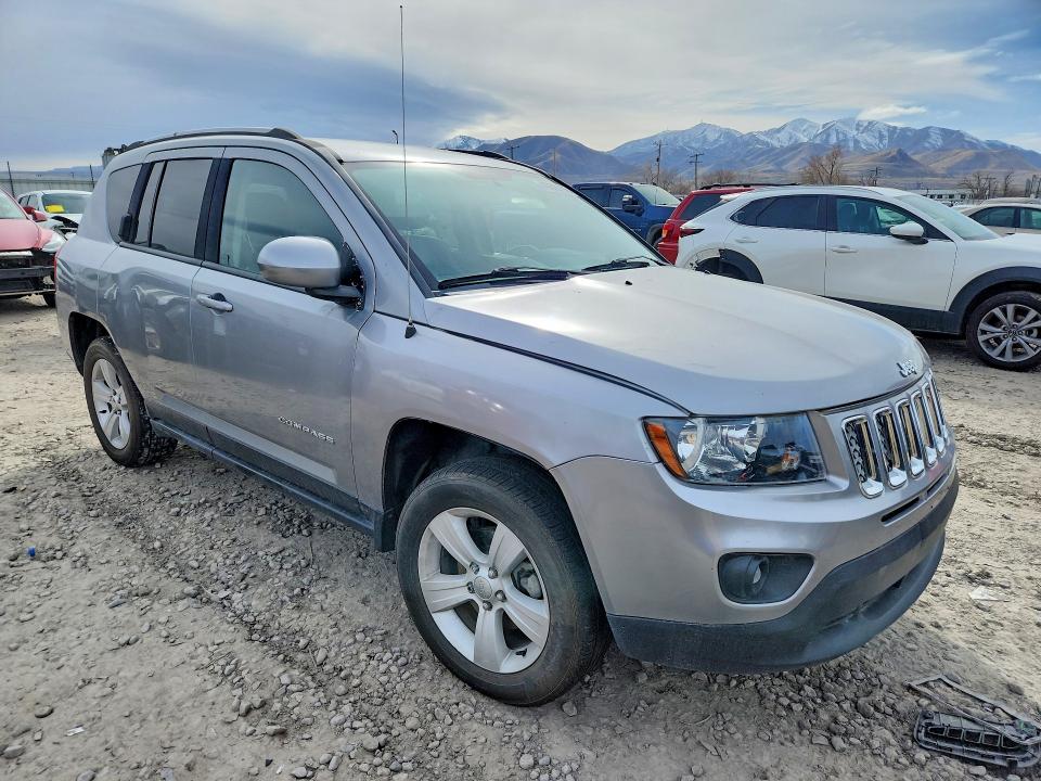 45666706 :رقم المزاد ، 1C4NJDEB7GD779999 vin ، 2016 Jeep Compass مزاد بيع