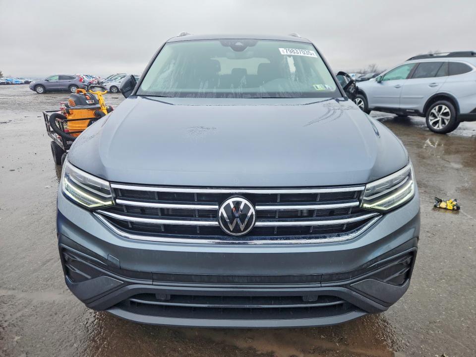 79837035 :رقم المزاد ، 3VVMB7AX3PM075767 vin ، 2023 Volkswagen Tiguan مزاد بيع