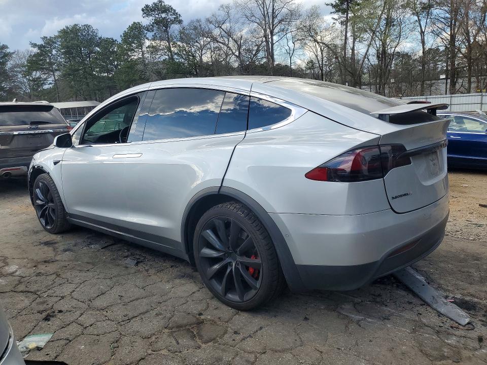 2018 Tesla Model X მანქანა იყიდება აუქციონზე, vin: 5YJXCBE43JF127275, აუქციონის ნომერი: 79839895