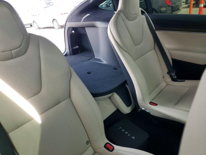 2023 Tesla Model X მანქანა იყიდება აუქციონზე, vin: 7SAXCBE53PF375868, აუქციონის ნომერი: 79803135