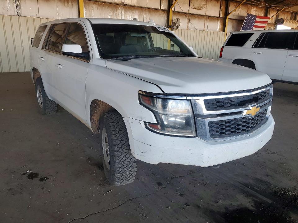 47660156 :رقم المزاد ، 1GNSKFEC7KR128752 vin ، 2019 Chevrolet Tahoe مزاد بيع