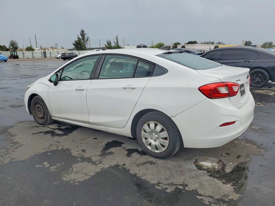 Продаж на аукціоні авто 2018 Chevrolet Cruze, vin: 1G1BC5SM8J7218878, номер лоту: 52498856