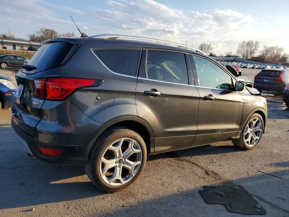 Продаж на аукціоні авто 2019 Ford Escape, vin: 1FMCU9J93KUC26091, номер лоту: 41948246