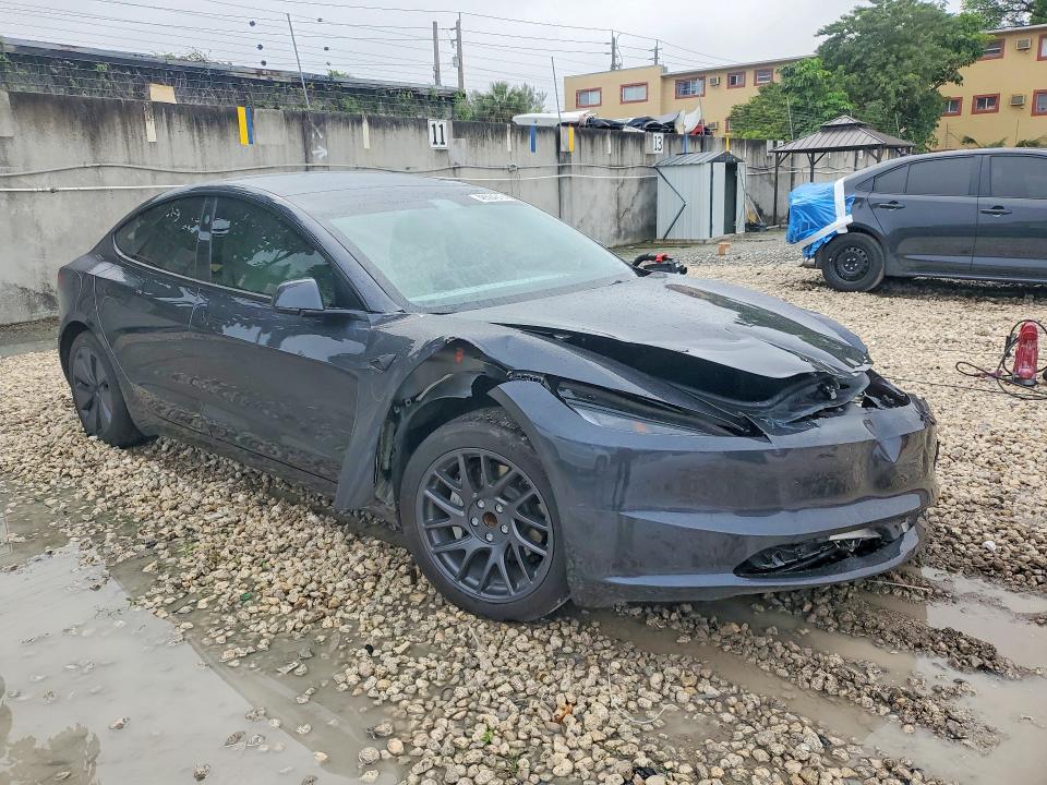 46564216 :رقم المزاد ، 5YJ3E1EA6SF029805 vin ، 2025 Tesla Model 3 مزاد بيع