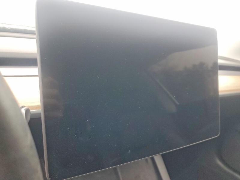 2022 Tesla Model 3 მანქანა იყიდება აუქციონზე, vin: 5YJ3E1EB8NF255356, აუქციონის ნომერი: 46530166