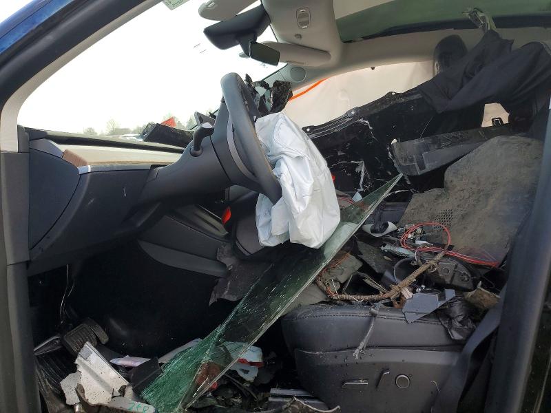 45687366 :رقم المزاد ، 7SAYGDED4PF960700 vin ، 2023 Tesla Model Y مزاد بيع