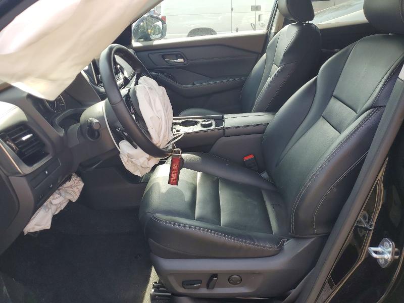 47162676 :رقم المزاد ، 5N1BT3CB1NC701887 vin ، 2022 Nissan Rogue مزاد بيع