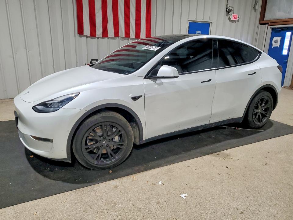 Продажа на аукционе авто 2020 Tesla Model Y, vin: 5YJYGDEEXLF009563, номер лота: 77547555