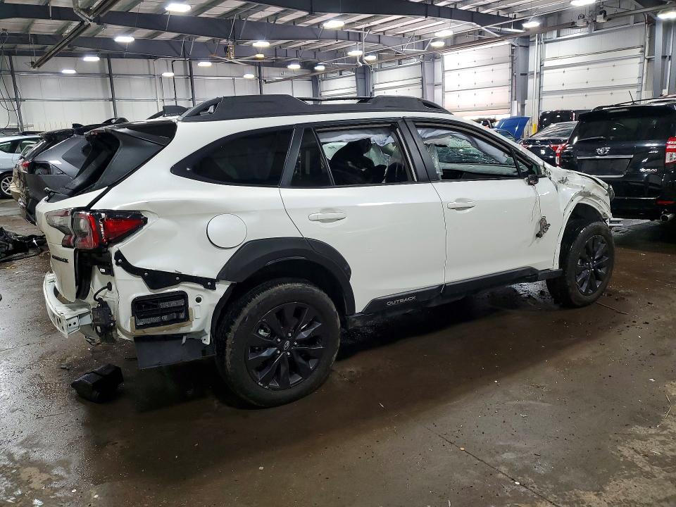 2025 Subaru Outback მანქანა იყიდება აუქციონზე, vin: 4S4BTALCXS3333394, აუქციონის ნომერი: 46909626