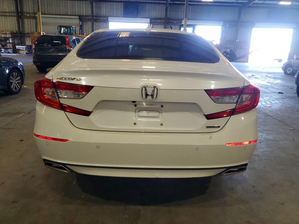 2018 Honda Accord მანქანა იყიდება აუქციონზე, vin: 1HGCV1F95JA064087, აუქციონის ნომერი: 46770376