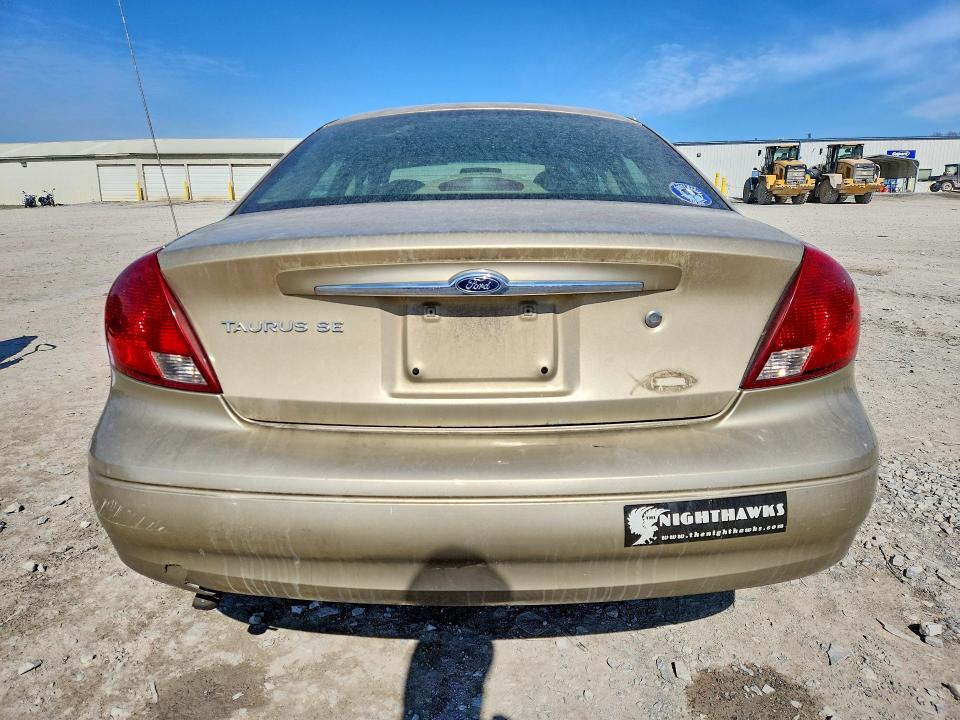 2000 Ford Taurus მანქანა იყიდება აუქციონზე, vin: 1FAFP5322YA218565, აუქციონის ნომერი: 41981376