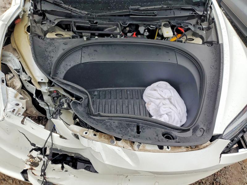 Продаж на аукціоні авто 2024 Tesla Model 3, vin: 5YJ3E1EA4RF746441, номер лоту: 46325906
