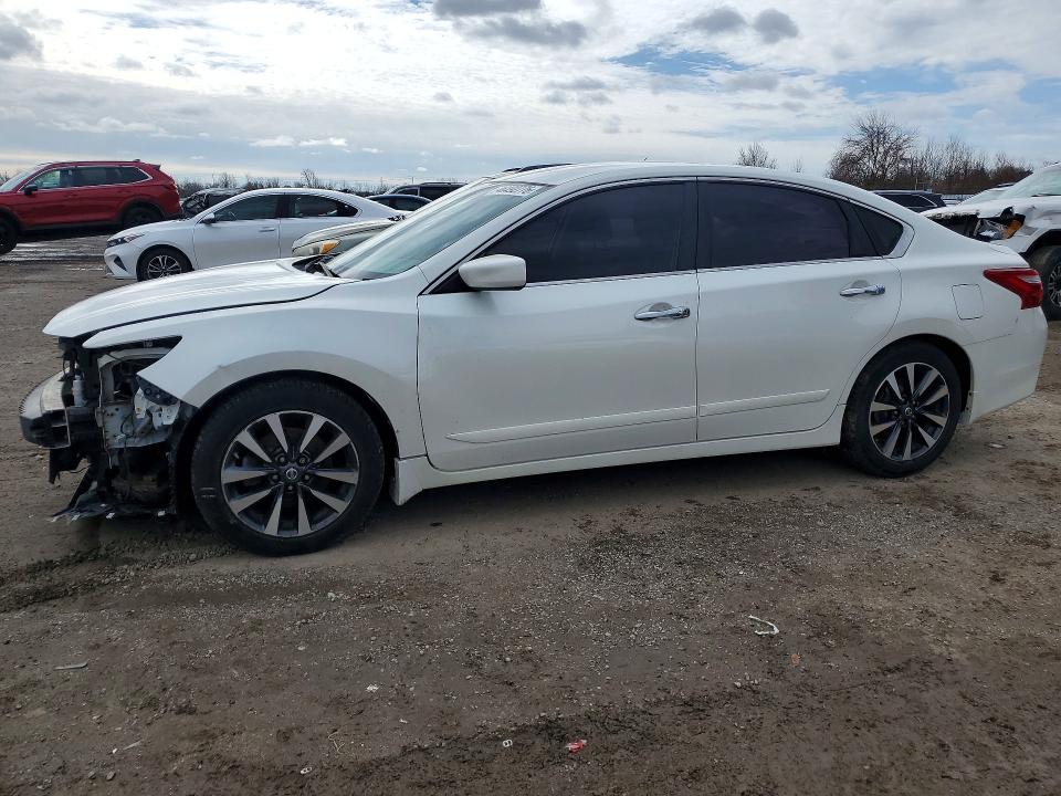 2016 Nissan Altima მანქანა იყიდება აუქციონზე, vin: 1N4AL3AP9GN350724, აუქციონის ნომერი: 46492776