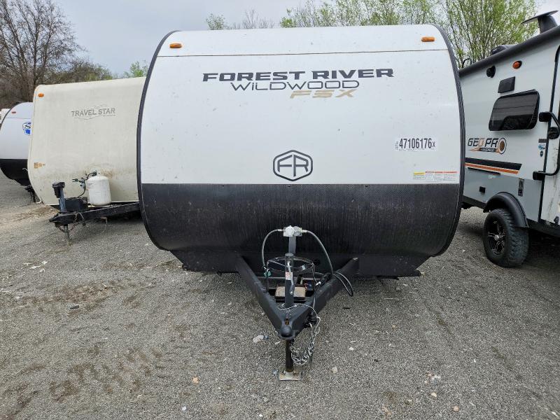 47106176 :رقم المزاد ، 4X4TWDY22SY102889 vin ، 2025 Foresriver Wildwood Towables مزاد بيع