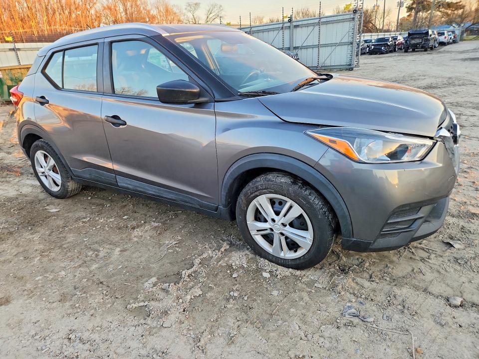 Продаж на аукціоні авто 2018 Nissan Kicks, vin: 3N1CP5CU3JL520902, номер лоту: 41976926