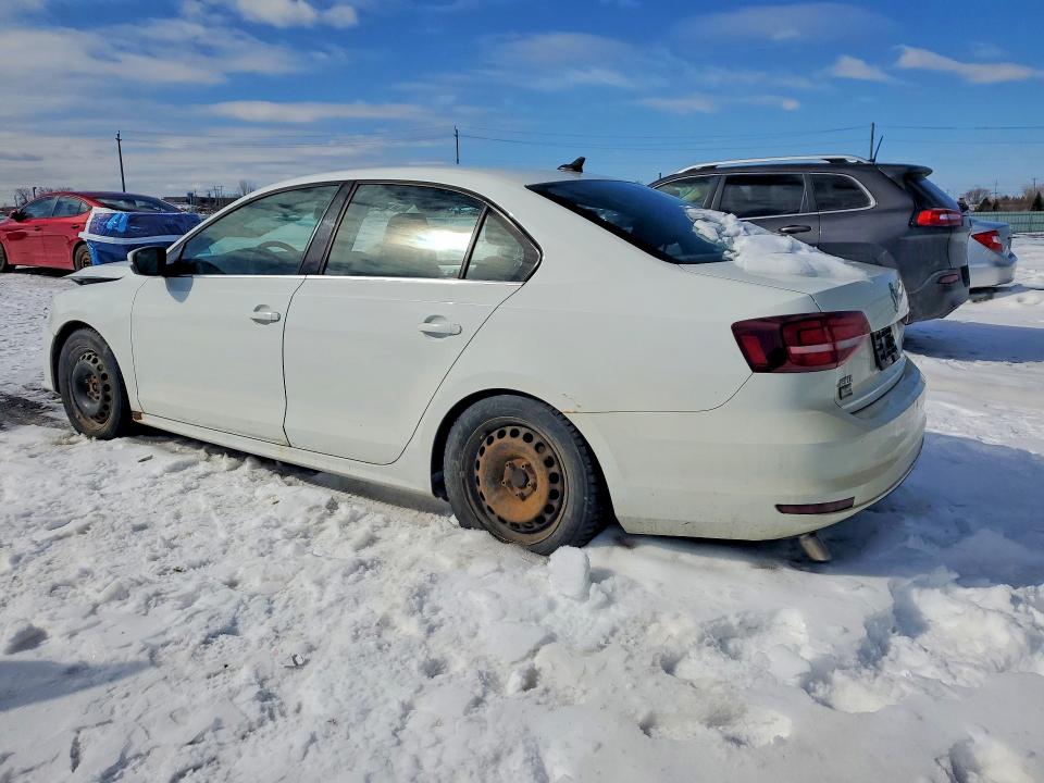 47061606 :رقم المزاد ، 3VWL07AJ0GM372763 vin ، 2016 Volkswagen Jetta مزاد بيع