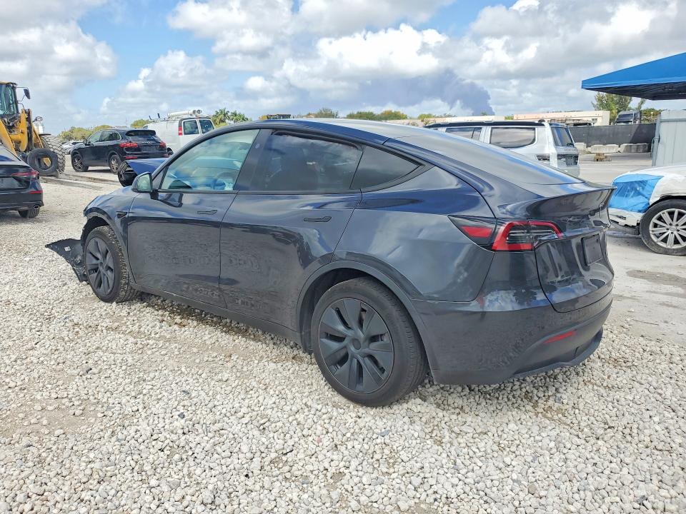 2024 Tesla Model Y მანქანა იყიდება აუქციონზე, vin: 7SAYGAEE3RF207072, აუქციონის ნომერი: 41603386