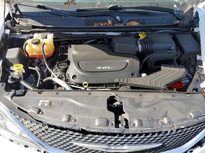47459616 :رقم المزاد ، 2C4RC1BG7JR154145 vin ، 2018 Chrysler Pacifica مزاد بيع