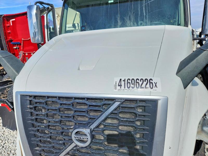 Продажа на аукционе авто 2021 Volv Vnr, vin: 4V4WC9EH6MN600328, номер лота: 41696226