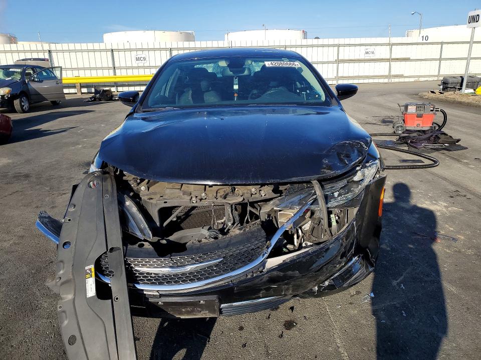 42080666 :رقم المزاد ، 1C3CCCAB9GN107412 vin ، 2016 Chrysler 200 مزاد بيع