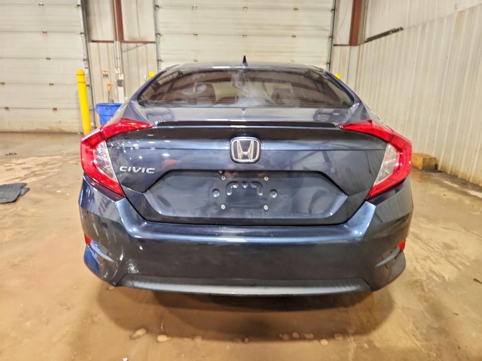 Продажа на аукционе авто 2018 Honda Civic, vin: 2HGFC1F32JH646177, номер лота: 46325276