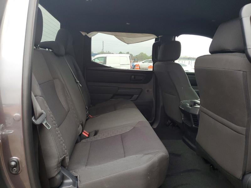 Продажа на аукционе авто 2026 Toyota Tundra, vin: 5TFKB5AB4TX052680, номер лота: 45571016